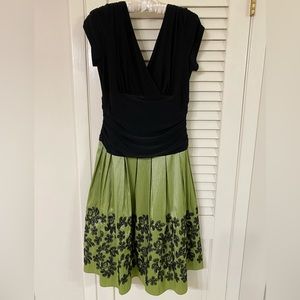 SLNY Party Dress Black and Green Sequin Size 14
